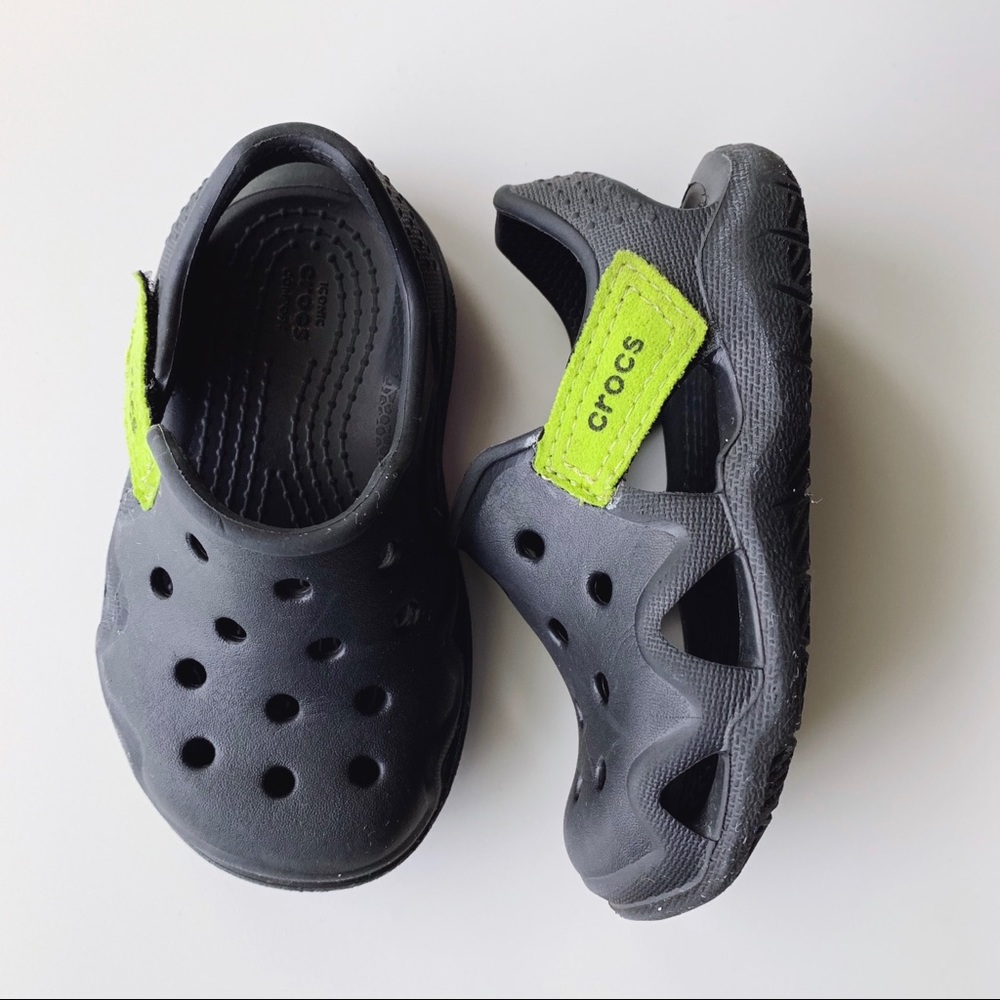 Crocs swiftwater wave shoe toddler size 6